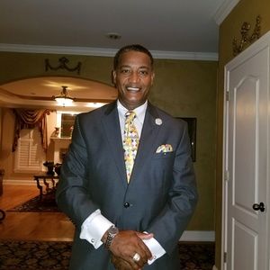 Meet your Posher, Johnnie